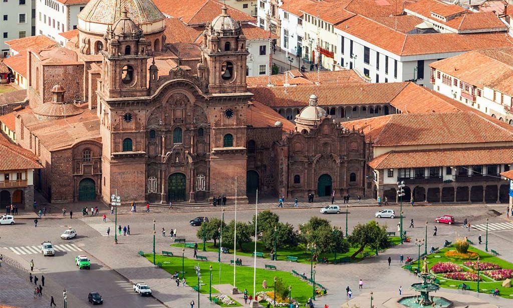 a view on brown church in plaza de armas and best places to stay in Cusco.