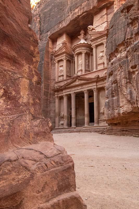 a view on Petra, a treasure in Jordan
